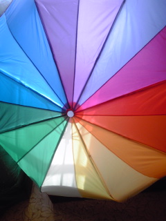 MoMAの虹の傘